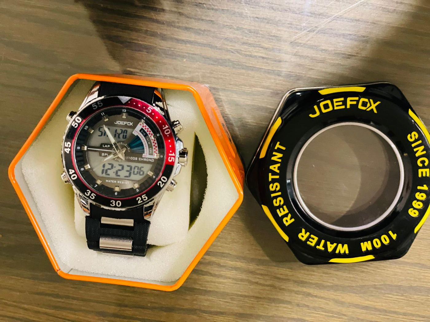 JoeFox Voyager Sports Watch